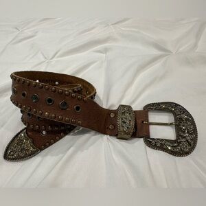 Vintage Brown Western-Style Leather Cowgirl Belt